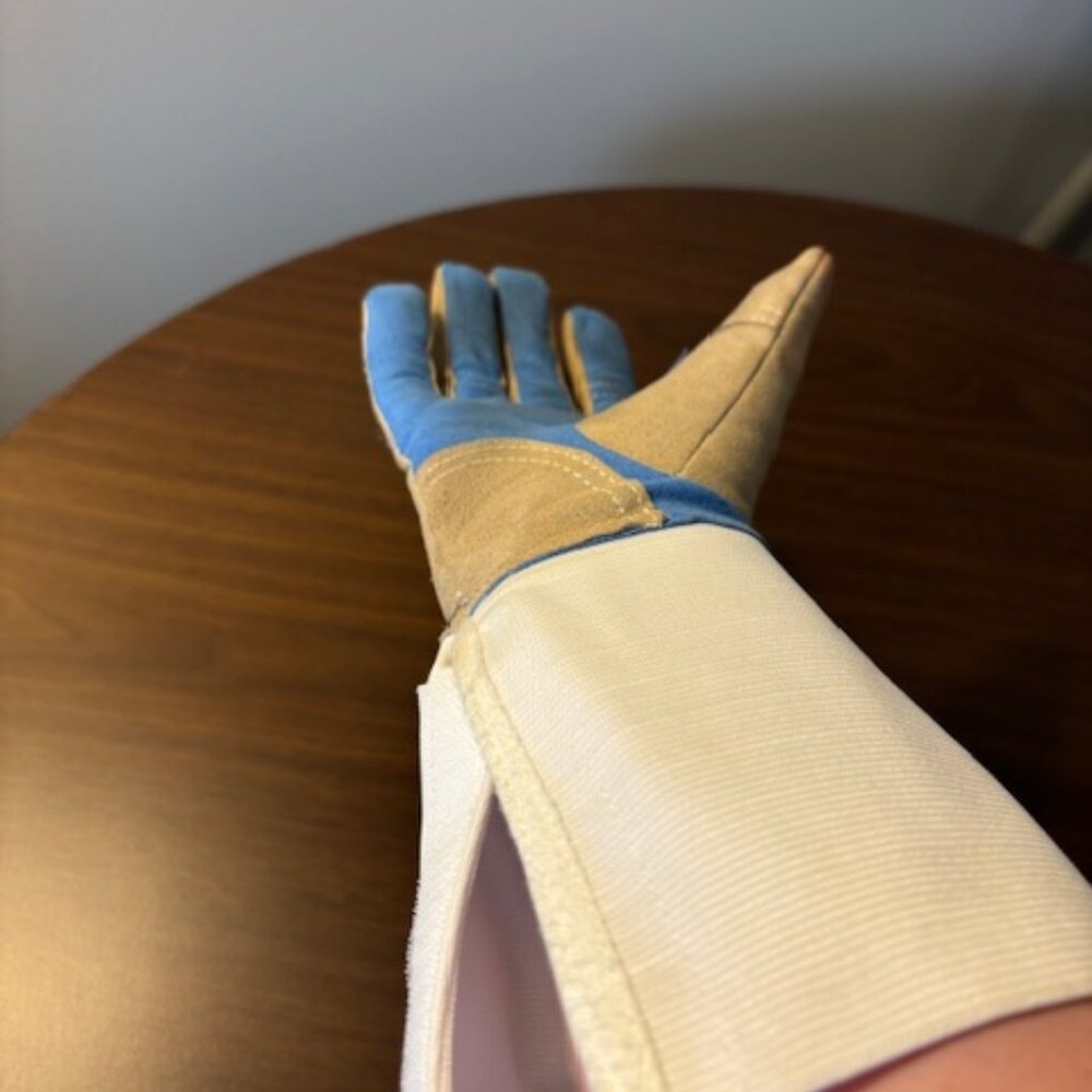 Fencing Glove and Body Cord